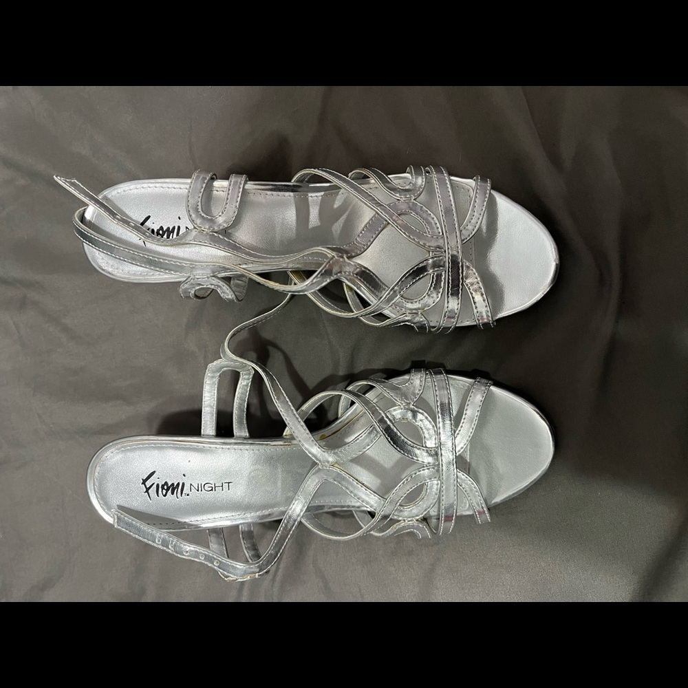 Womens Silver Heels